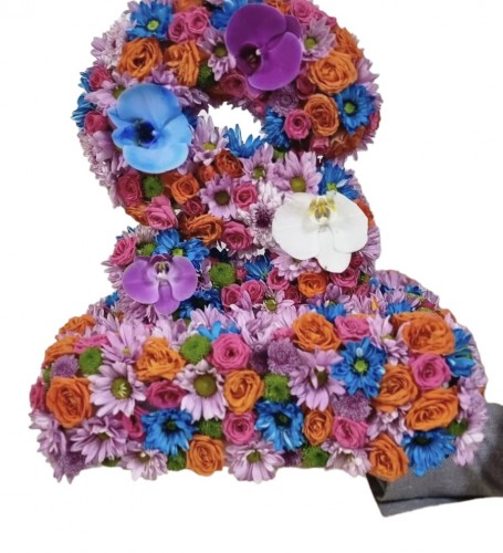 Ginny Deluxe - Dekoratif Kişiye Özel Baş Harf Çiçek Aranjmanı