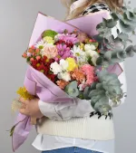 2023/01/3-thumb-the-happiness-bouquet-kcm9469953-1-df01598922a349c98f072117e12aa395-580.webp
