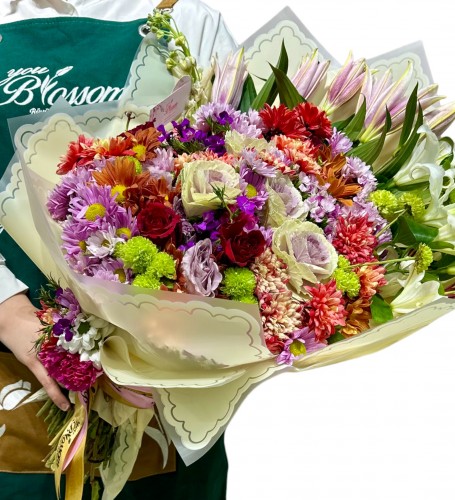 Bloomsy Deluxe Colourfull Chrysanthemum 