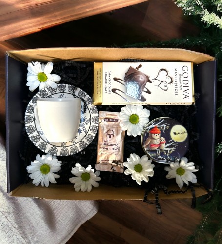 Anneye Doğum Günü Hediye Kutusu