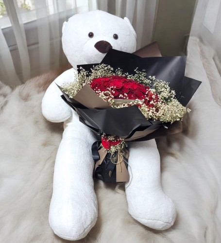 Winnie The Pooh of 101 Red Rose